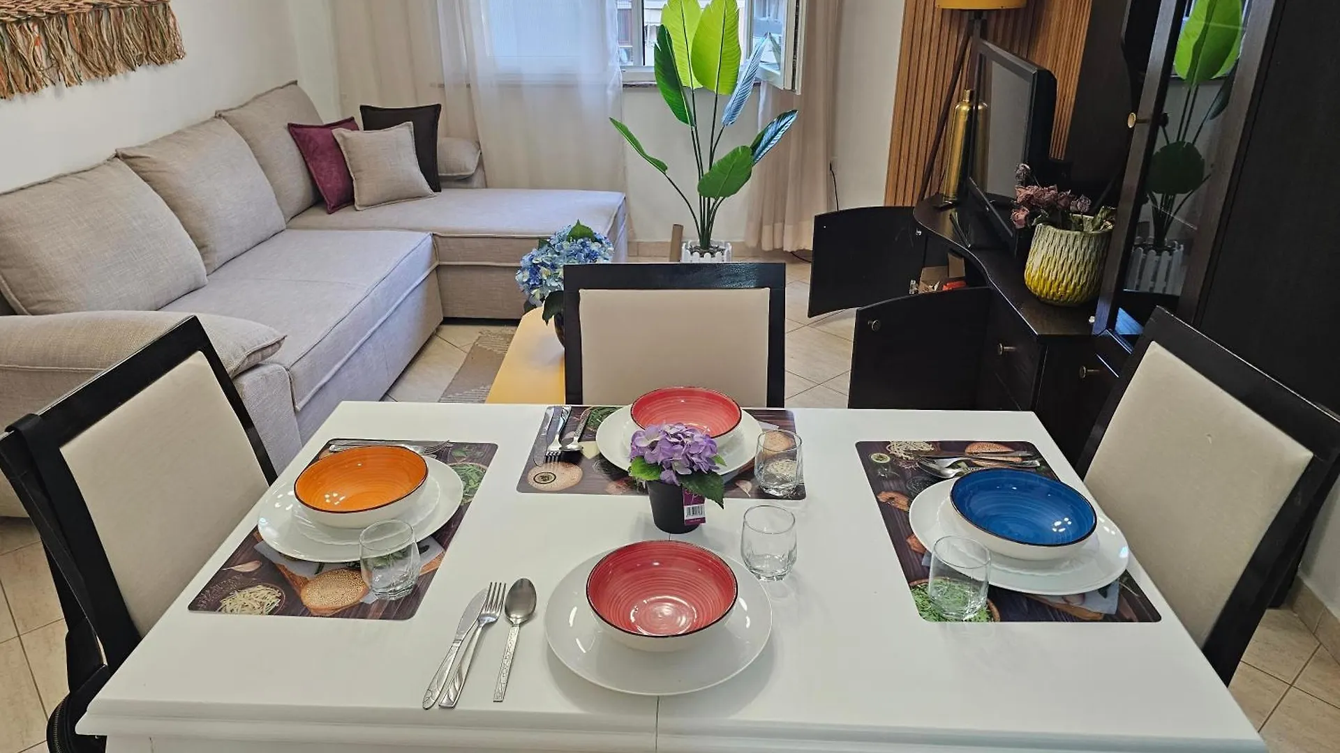 The Station - House Of Tourists Apartment Tirana Albania