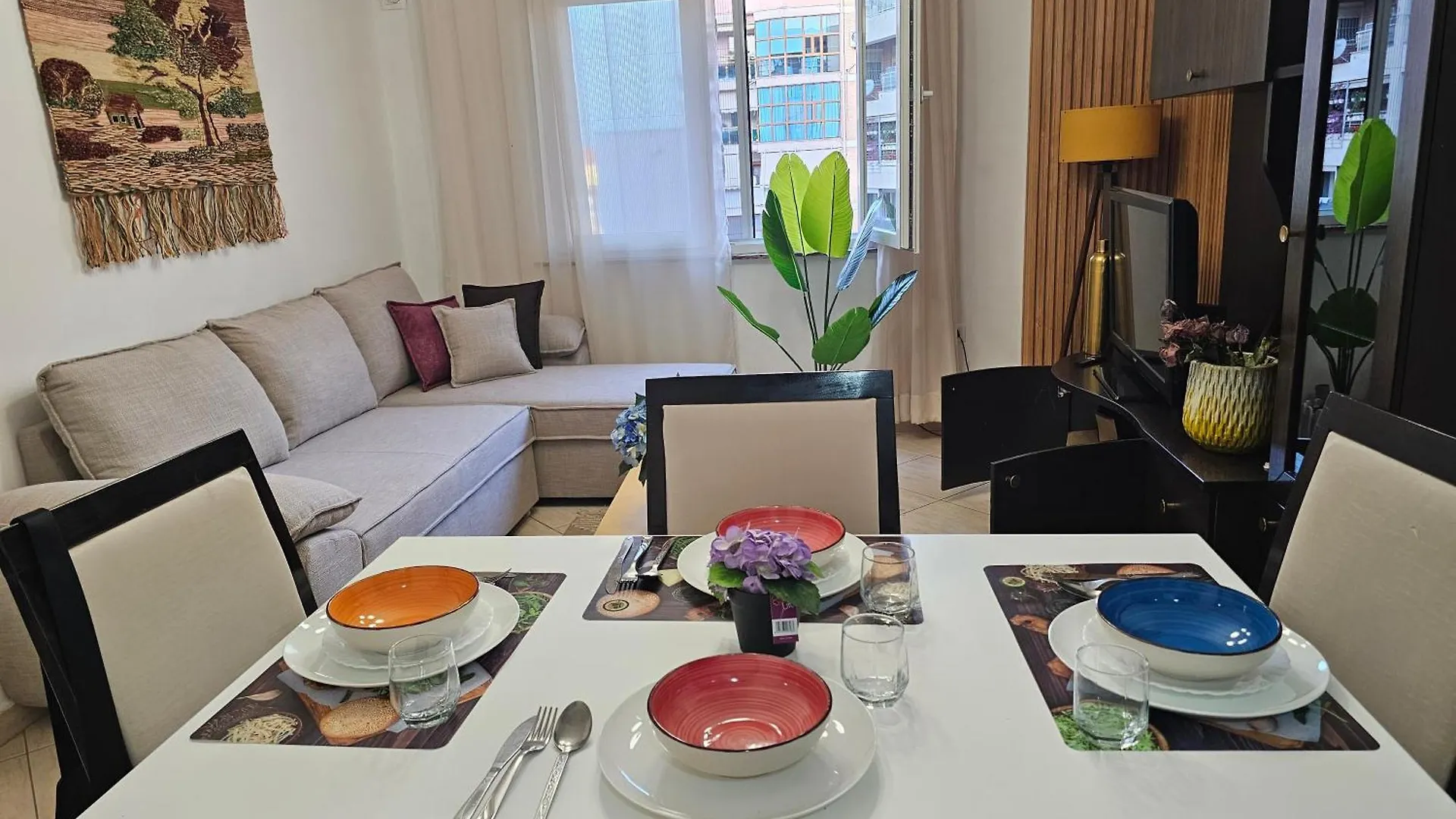 The Station - House Of Tourists Apartment Tirana Albania
