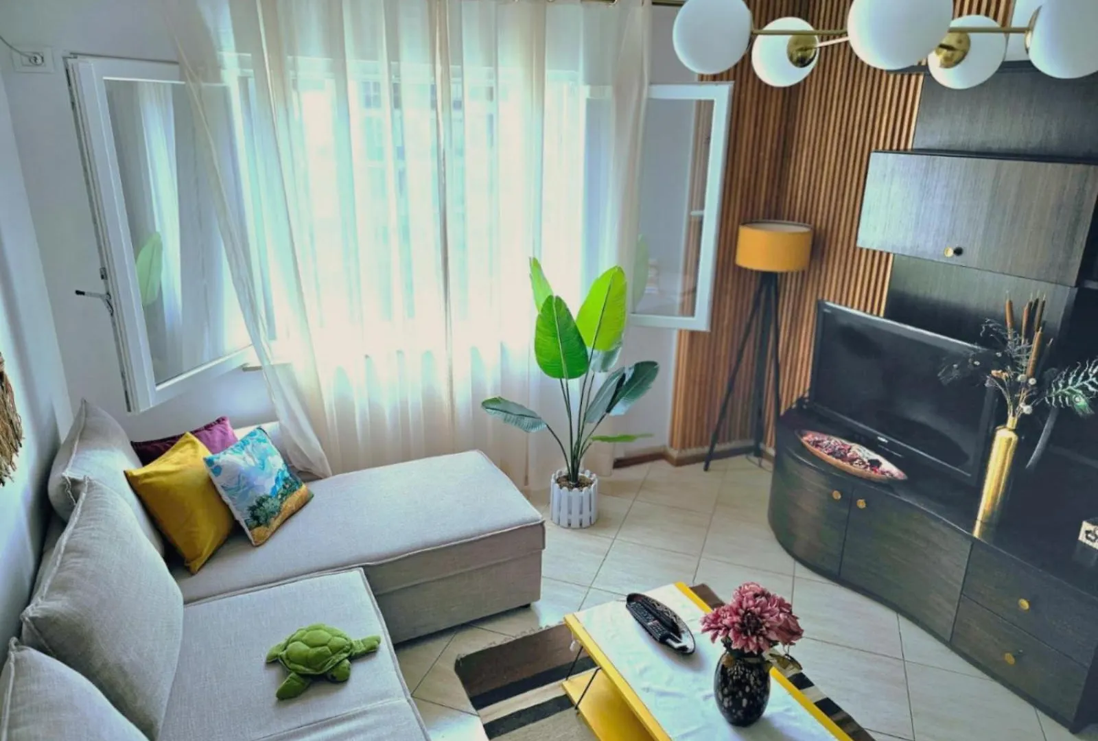 The Station - House Of Tourists Apartment Tirana